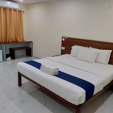 Sathya Sai Sankalp Hotel Puttaparthi Exterior photo